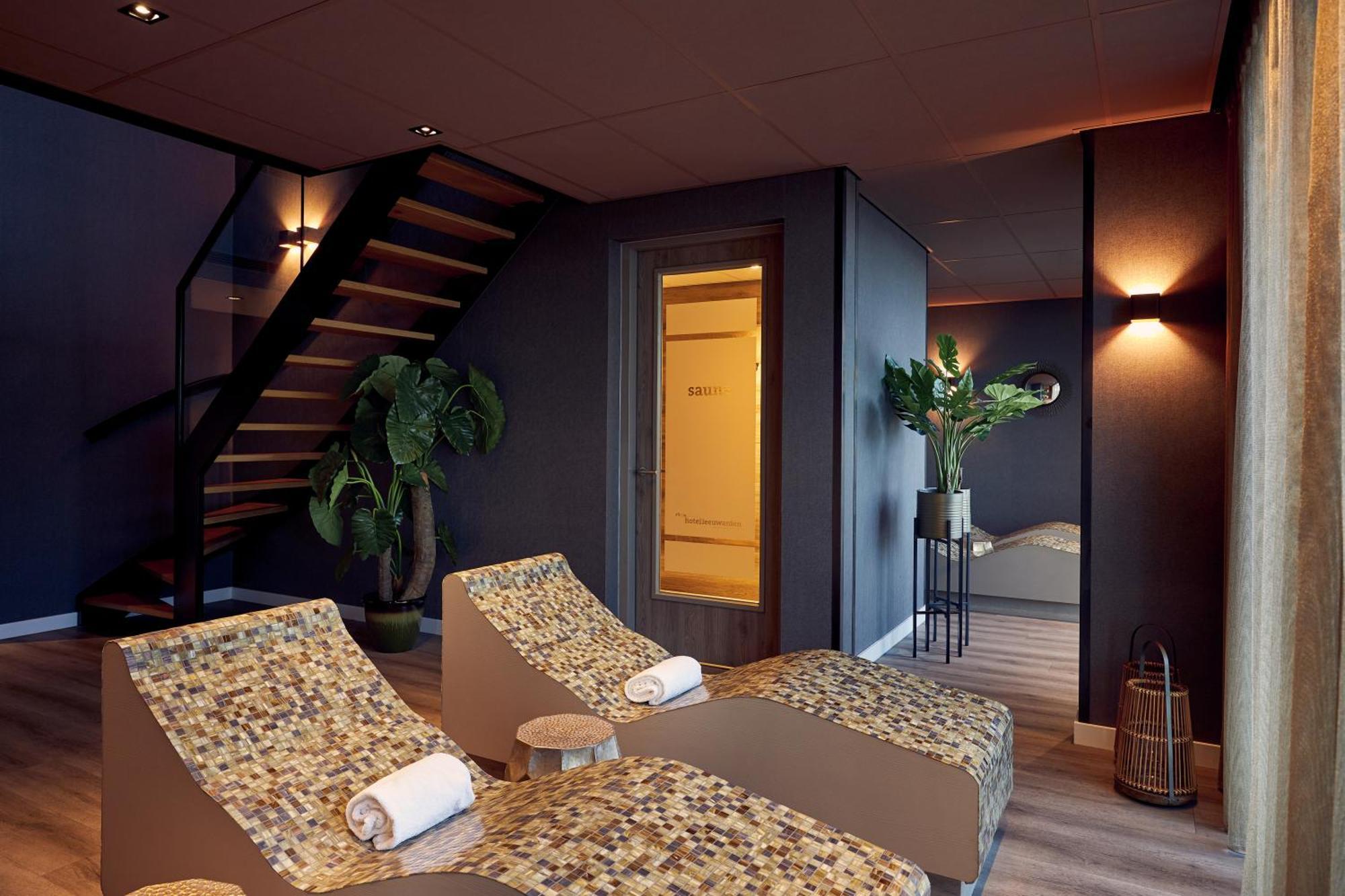 Van Der Valk Hotel Леуварден Екстериор снимка
