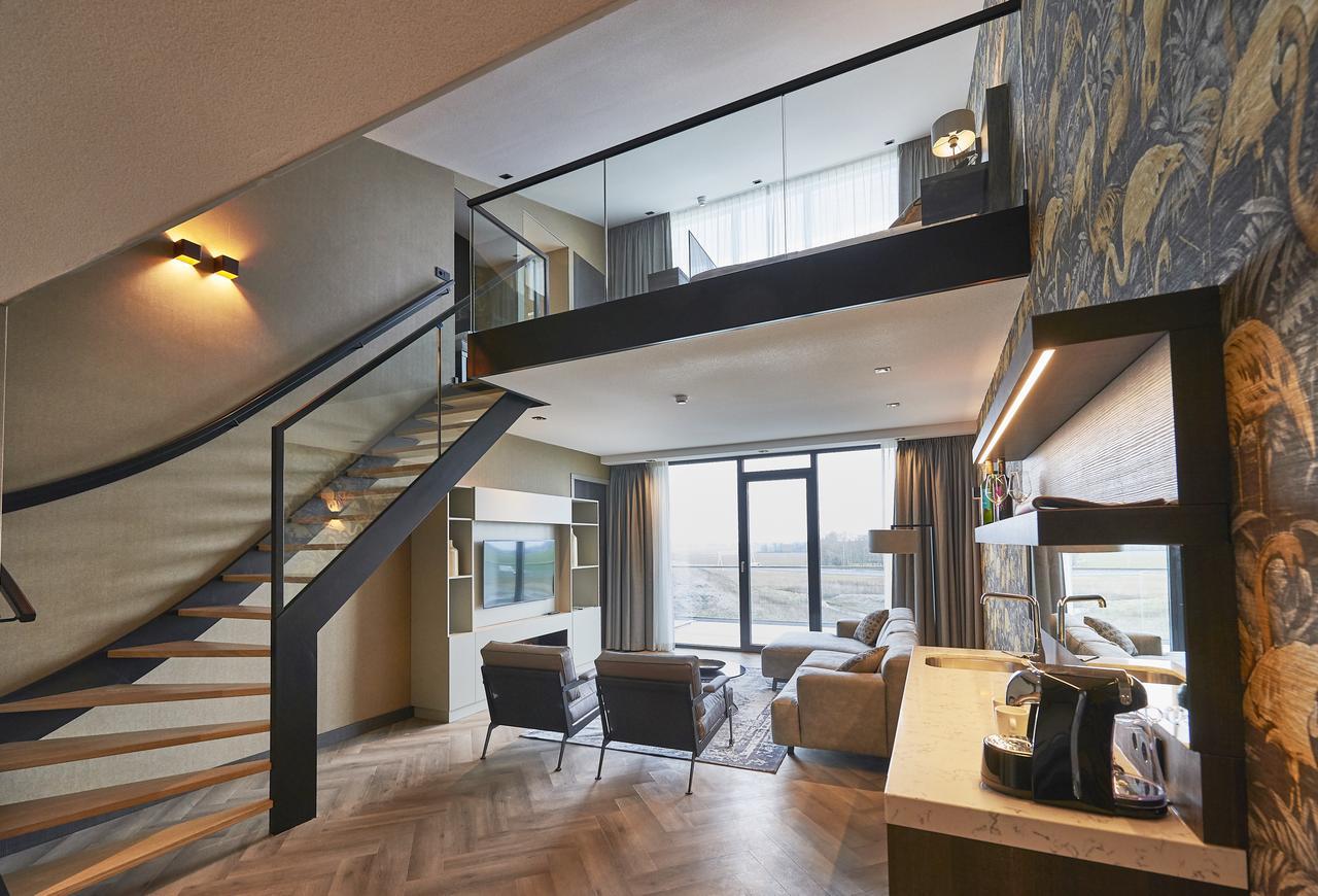 Van Der Valk Hotel Леуварден Екстериор снимка